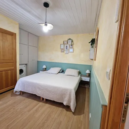 Le Devant De La Chaux Holiday home *